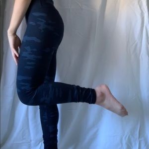 Navy lululemon leggings